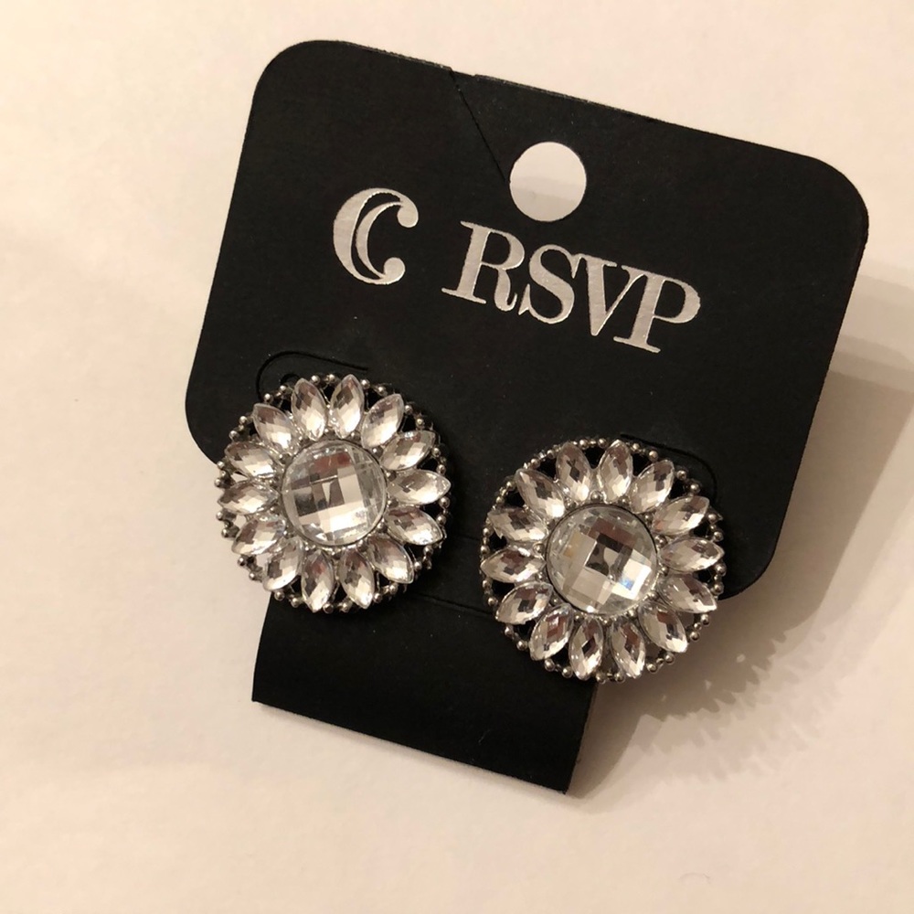 Silver Floral Earrings